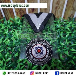 Jasa Pembuatan medali Wisuda Smp Surabaya 