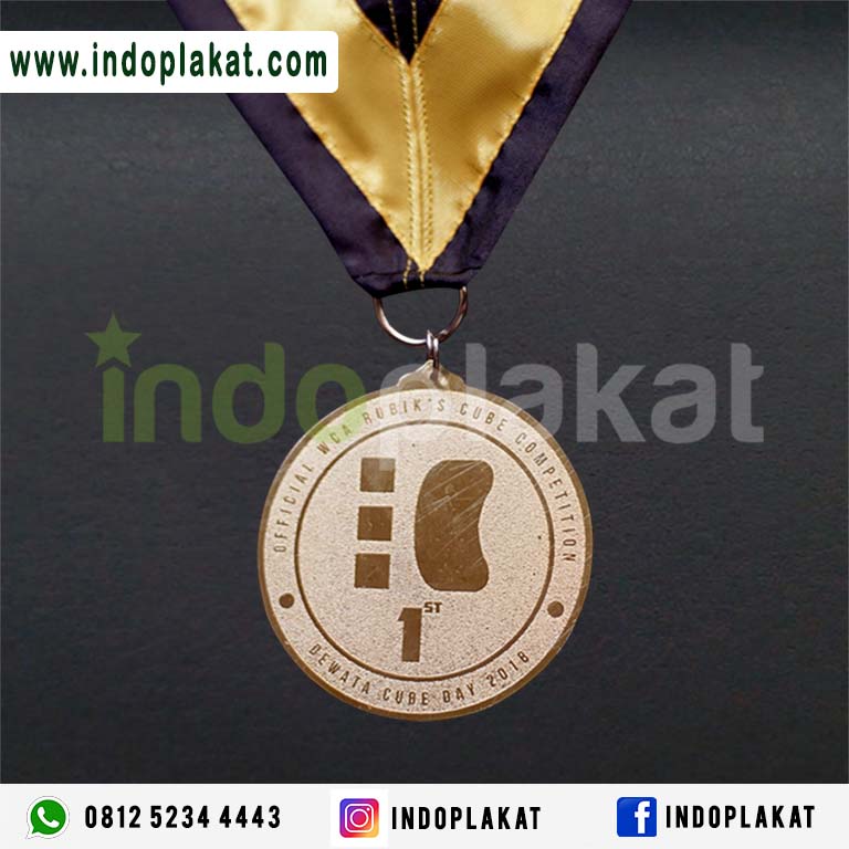 Medali Crome Medali Perak Medali Eksklusif Duplikat Medali Toko Medal Online Indonesia Toko Medali di Surabaya Medali Malang Medali di Gersik Medali Jakarta Medali Fun Run Malang Medali Run