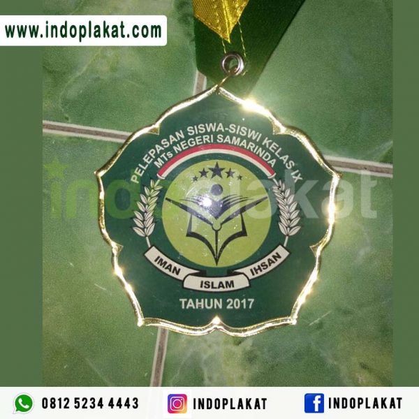 Medali Wisuda Madrasah TPA TPQ MTS Murah Bahan Kuningan Logam