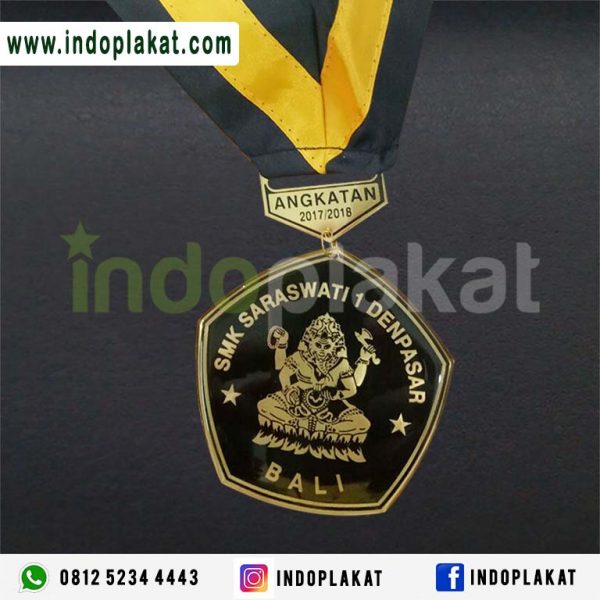 Tempat Jual Medali Kuningan Murah Untuk Wisuda di Bali Denpasar Lombok NTT NTB Kupang Ternate Lombok