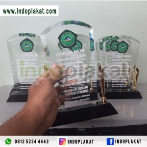 Jenis Plakat Yang Sering Digunakan Dan Paling Laris